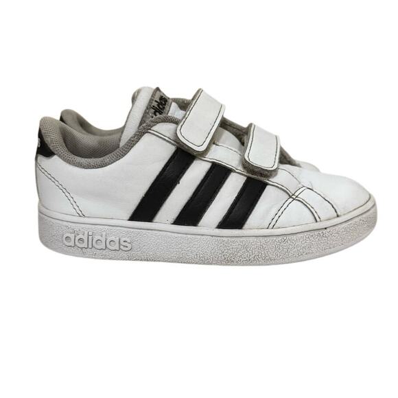 Adidas Kids Advantage Sneakers Velcro White Black Stripes Size 9K Toddler Boy - Picture 1 of 9